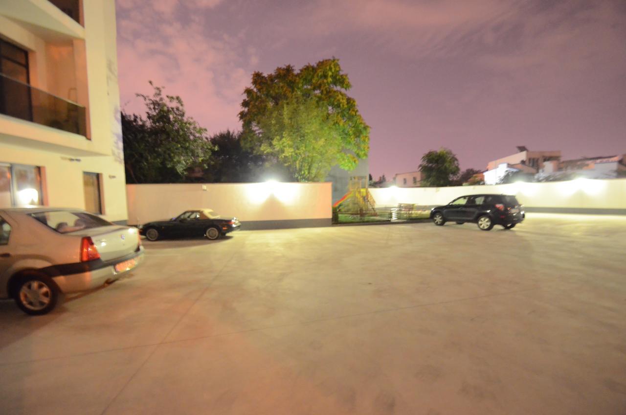 בוקרשט Uptown Residence Apartments מראה חיצוני תמונה