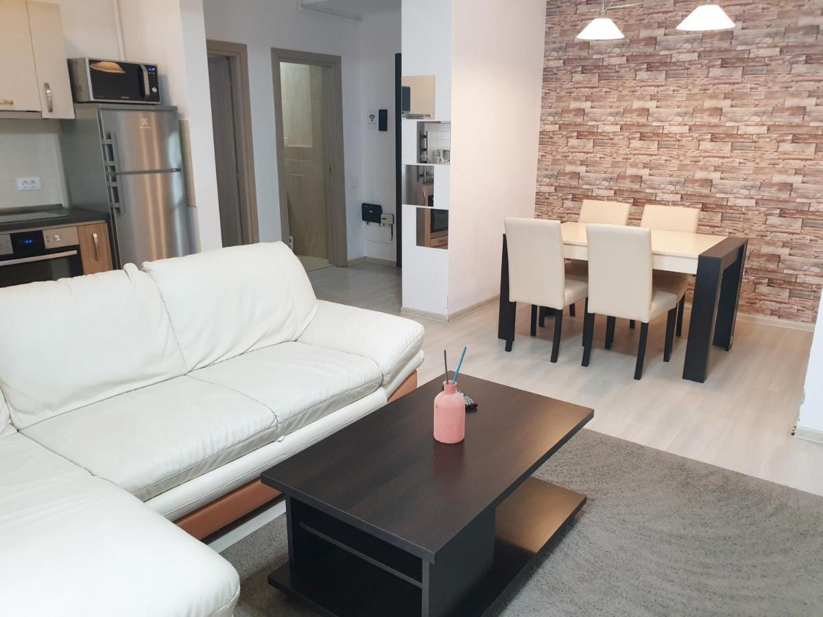 בוקרשט Uptown Residence Apartments מראה חיצוני תמונה